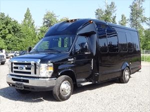 Seattle Party Bus Rentals - 16 Passengers